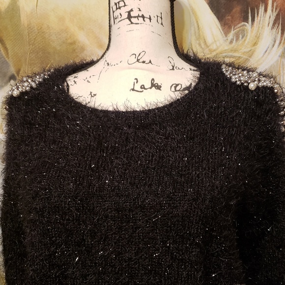 💛2/$20💛Gorgeous dressy black sweater with pearls - Picture 2 of 6